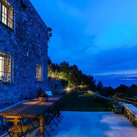 La Casa Del Leccio Tripla Guest house Finale Ligure